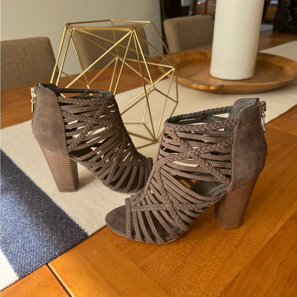 Guess Brown Ankle Boots with Chunky Heel and Cutout Design